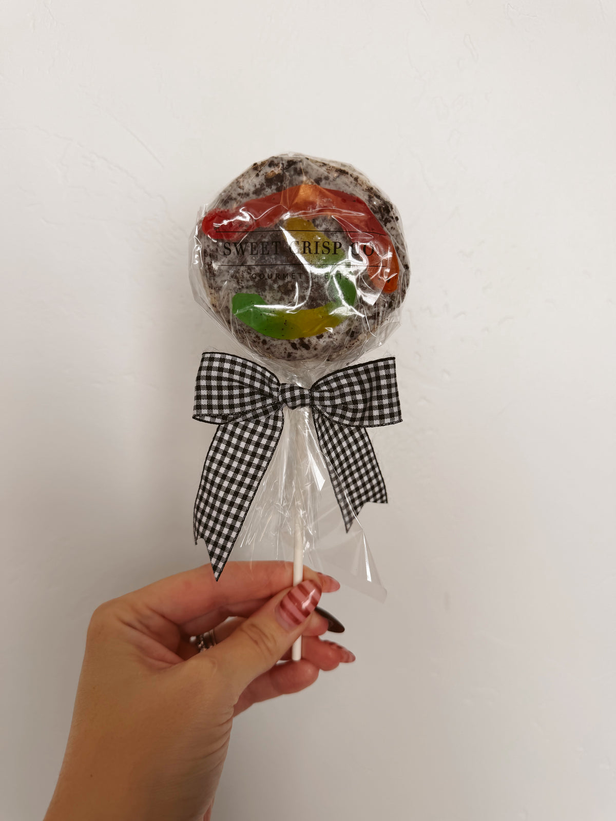 Dirty Worm Oreo Pop
